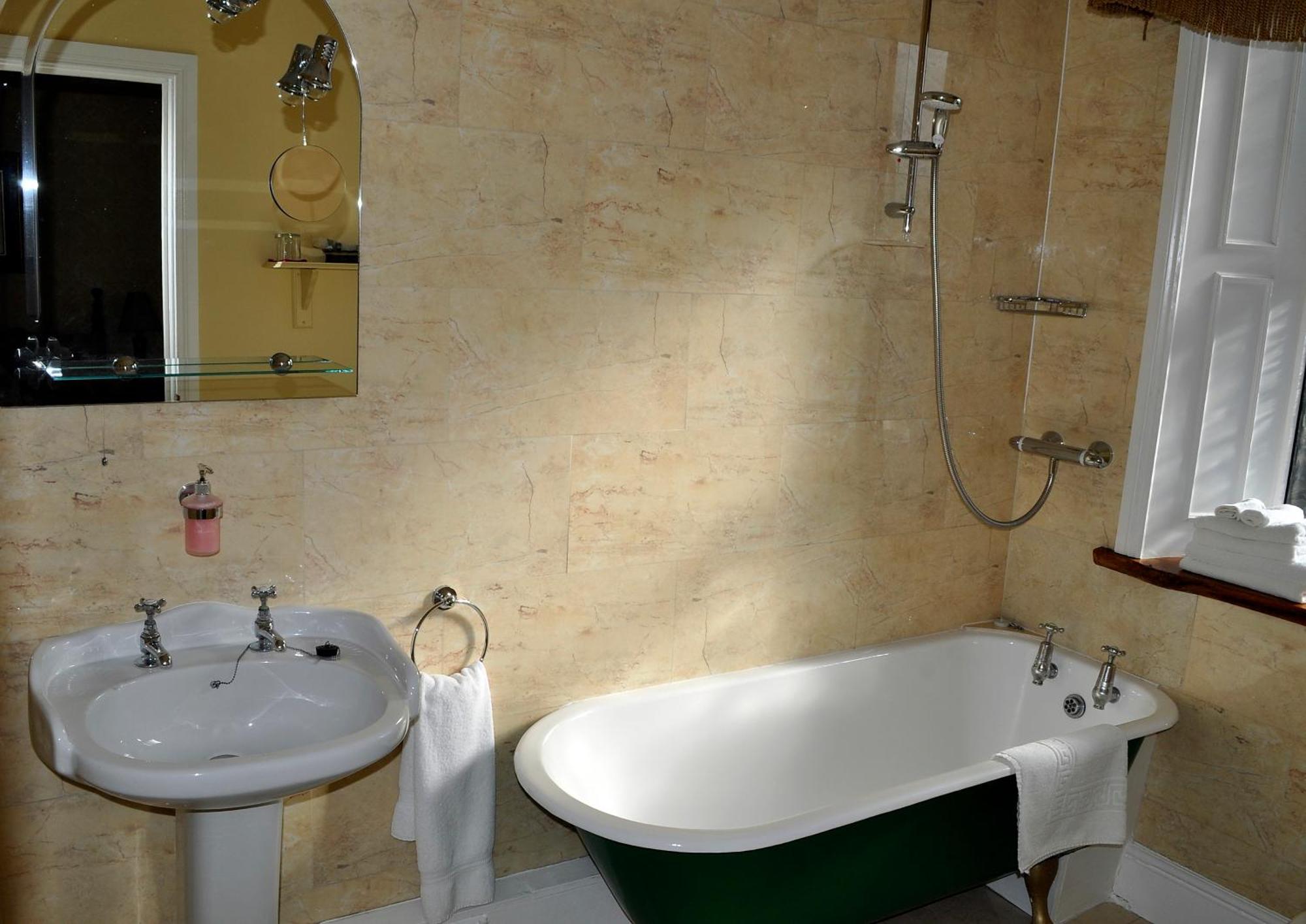 Highfield House Guesthouse Trim Extérieur photo